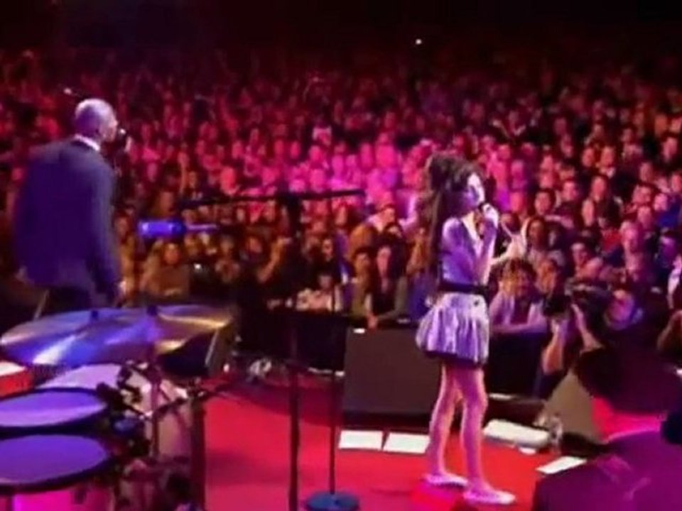 Amy Winehouse - Back To Black.avi Live in concert