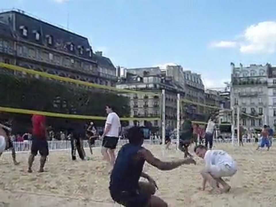 v25- Partie de volley