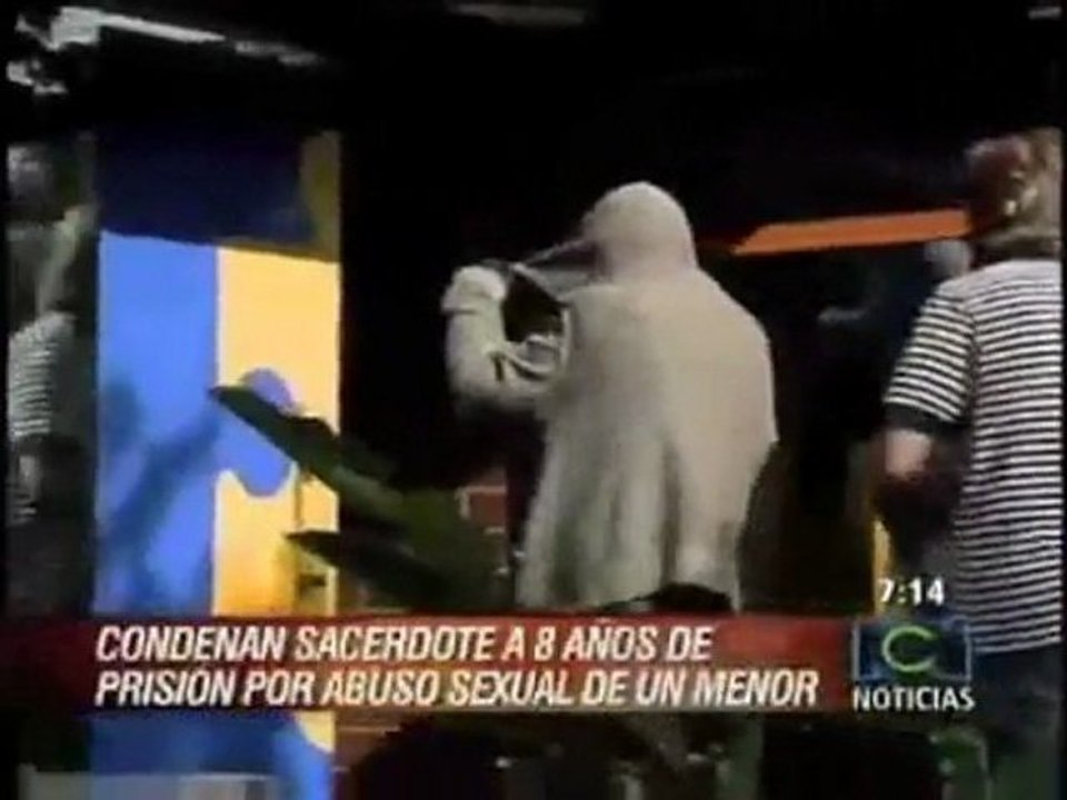 SACERDOTE DE COLEGIO EN COLOMBIA ERA UN VIOLADOR