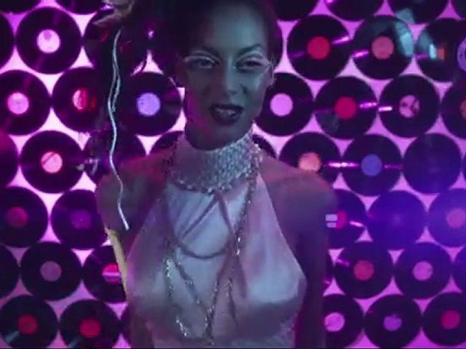 MATIX feat. Juliaenna 'Heartbeat'