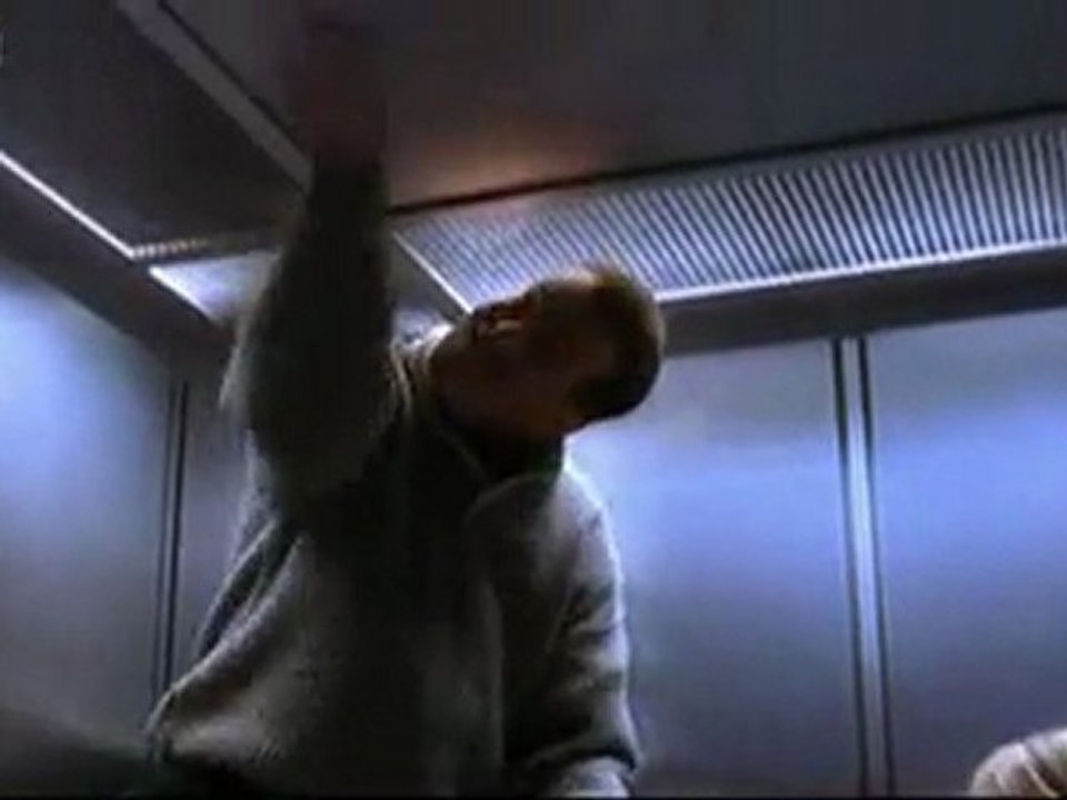 Die Hard 2 - 03 - Watch32.Com