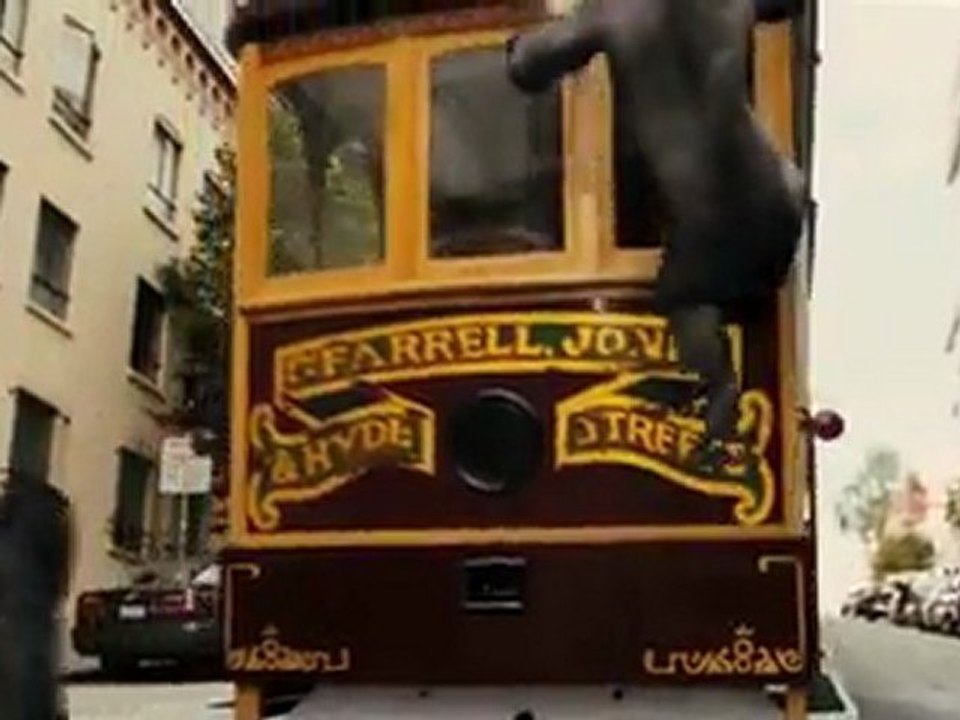 Rise Of The Planet Of The Apes ( Official "Comic Con " Trailer )