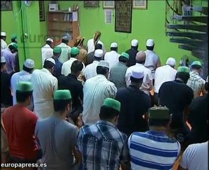 Télécharger la video: Musulmanes celebran Ramadán en Barcelona