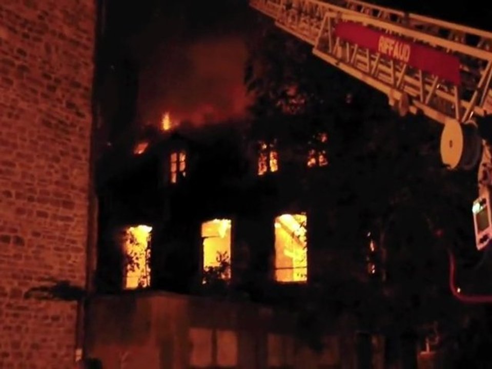 Un incendie ravage un squat en vieille-ville de Boulogne-sur-Mer