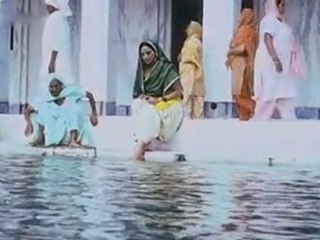 Gandhi to Hitler - DVDScr -Desicorner.net(2)