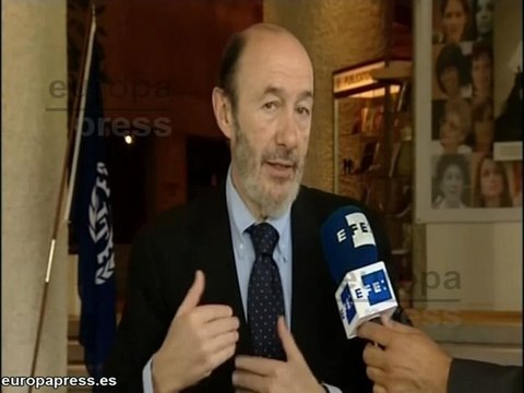 Rubalcaba: España necesita crecer para crear empleo