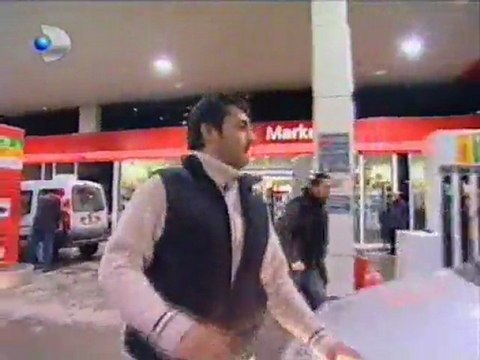 MEHMET SAVAŞ ARKA SOKAKLAR