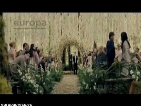 Detalles sobre vestidos de Kardashian y Stewart