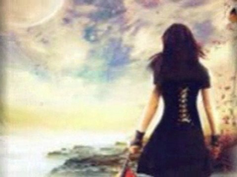 Sevinç Eratalay - Dört Duvar