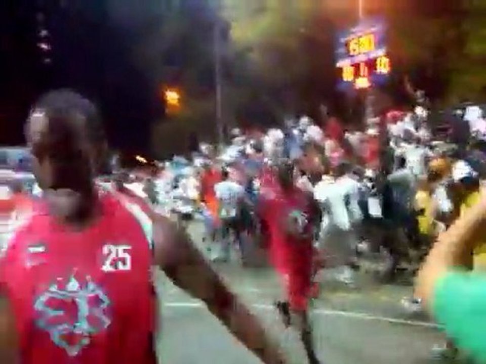 Kevin Durant at Rucker Park drops 66 points !! CROWD goes BANANAS