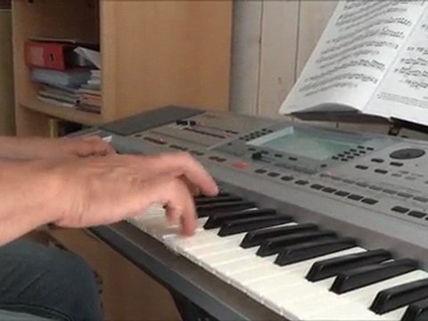 JAZZ Fusion solo licks style ( Key ) - Mario Vilas ATOLL