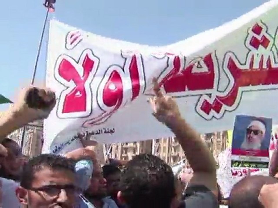 Mubarak vor gericht: demonstranten wollen gerechtigkeit