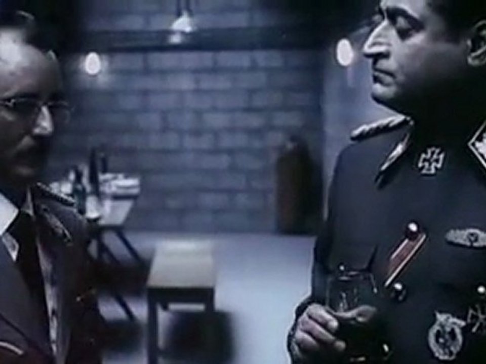 Gandhi to Hitler - DVDScr - XviD - 1CDRip - [DDR](00h21m50s-00h43m40s)