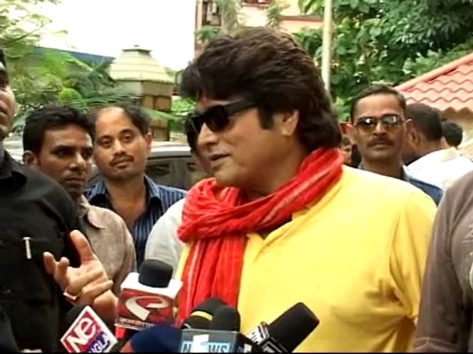 Movie DAAL MEIN KUCH KALA HAI Mahurat