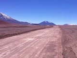 Entre le Salar de Maricunga (3727 m) et la Laguna Verde