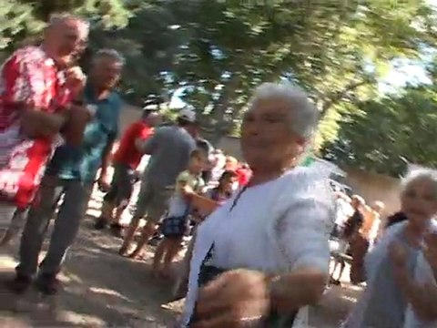 Journal des fêtes votives du 0308 : Remoulins