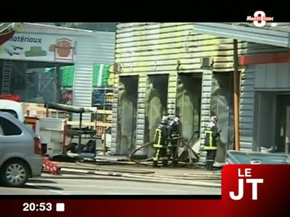 Incendie : un garage détruit par les flammes (Rumilly)