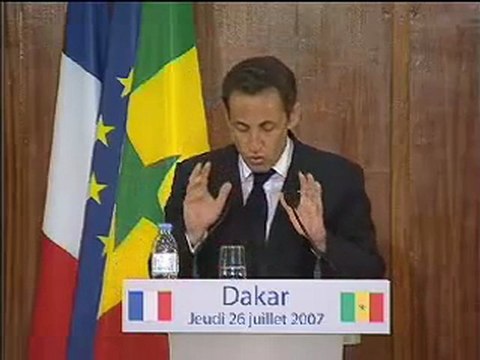 CorteX Discours de Dakar juillet 2007 [ keepvid.com]
