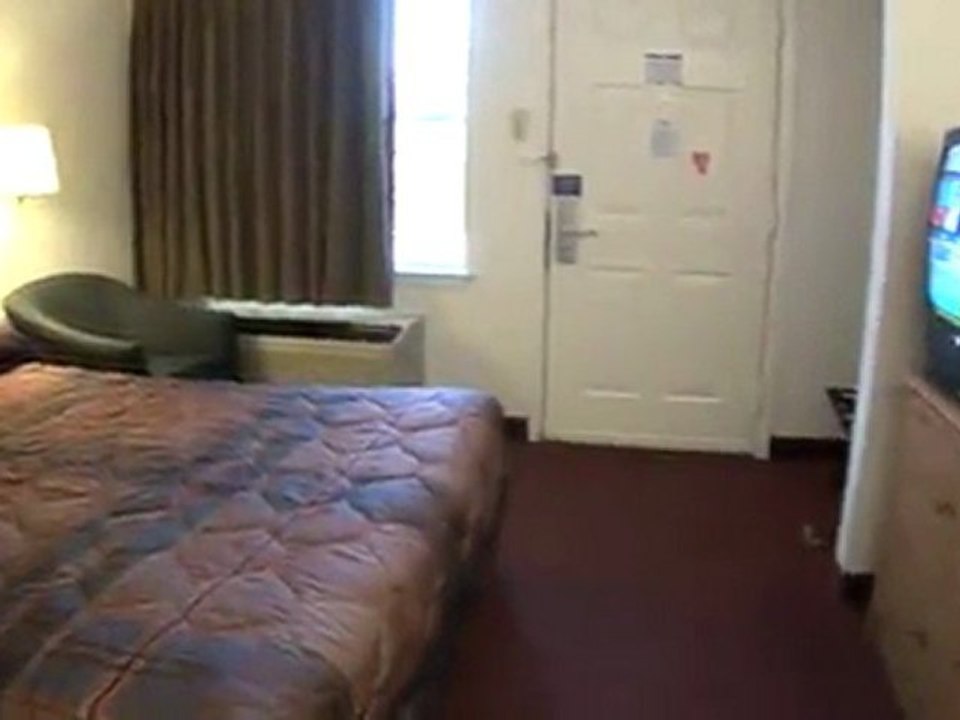 STUDIO 6 SAN ANTONIO SIX FLAGS Video Tour