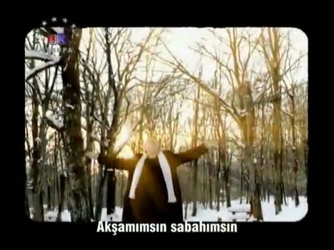 Kayahan - 365 Gün Yeni Orjinal klip 2011 [HQ]