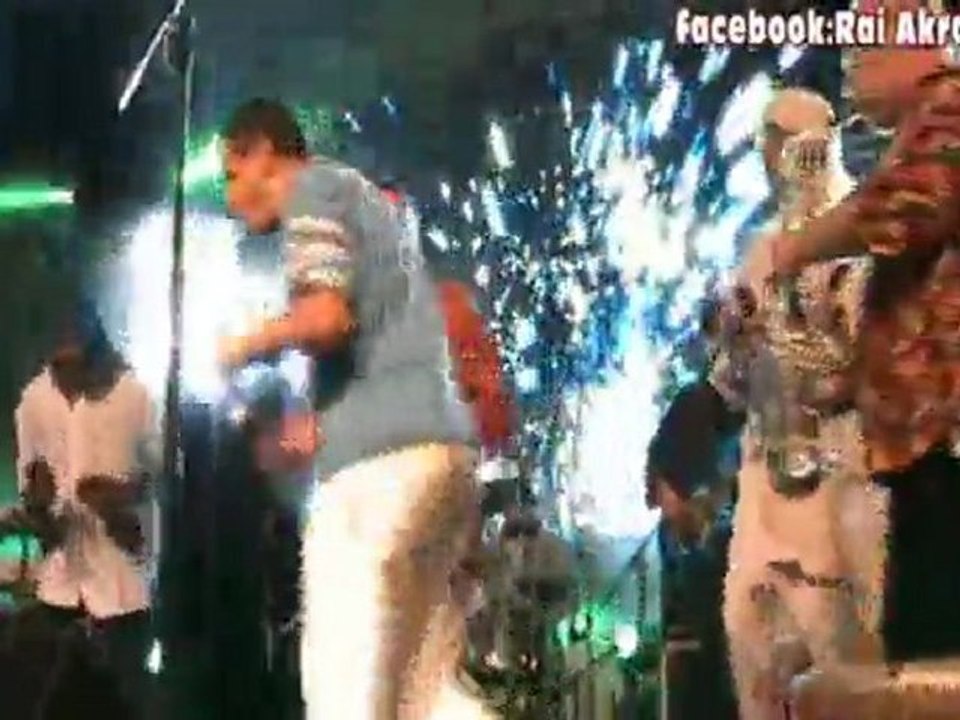 Khaimetkoum chez Djezzy avec Orchestre National de Barbes (ONB)  2 Août2011 (part 1)