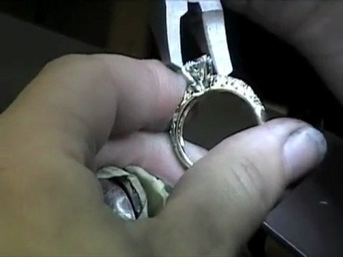 Diamong Rings | Setting A 1.28ct Round Diamond - Vanessa Nicole Jewels