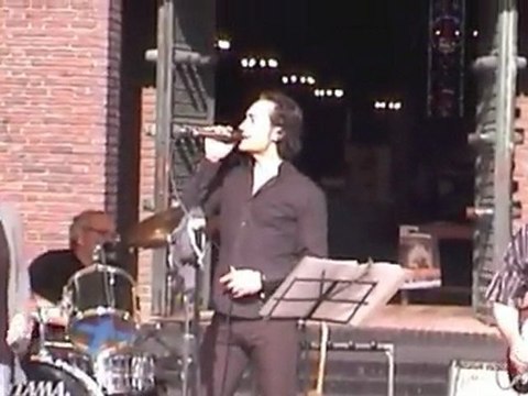 Karlar Düşer Live performance, Car je veux,Eclipse‬‏