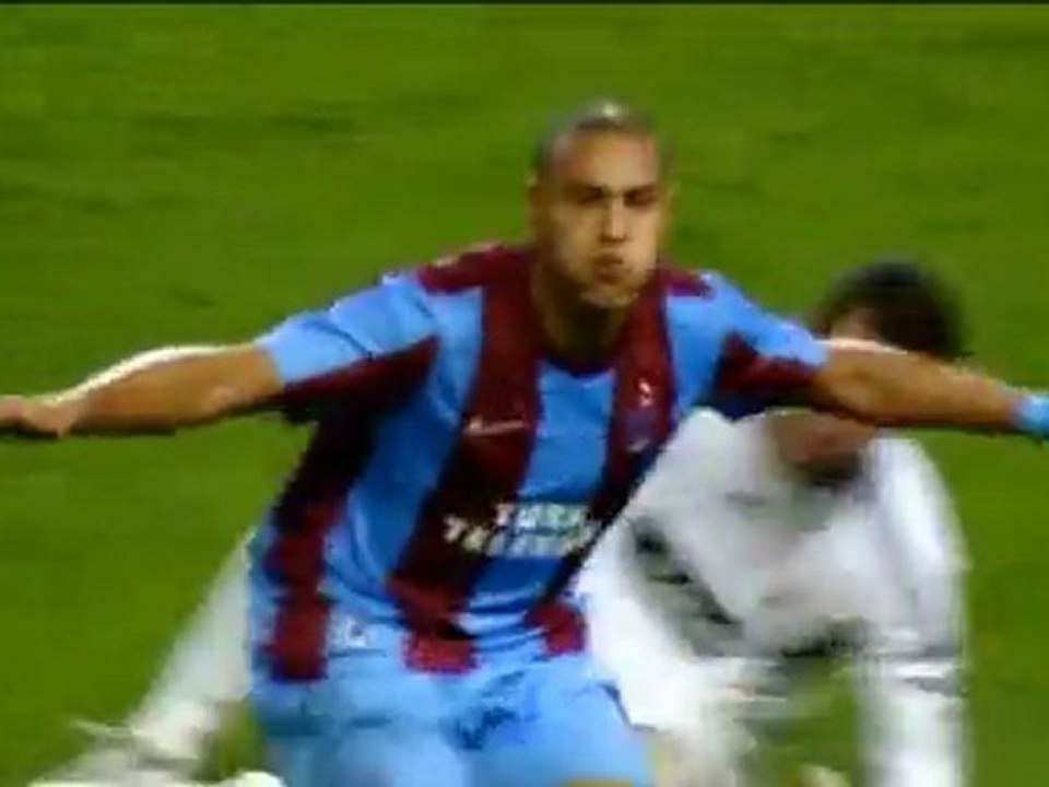 Benfica nimmt die Hürde names Trabzonspor