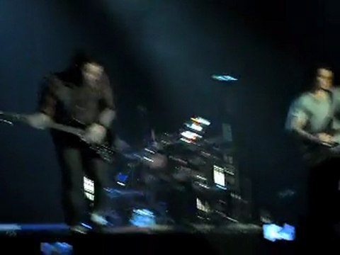 [HD] Avenged Sevenfold - Intro + Welcome to the family - Rome, Italy 21.06.2011