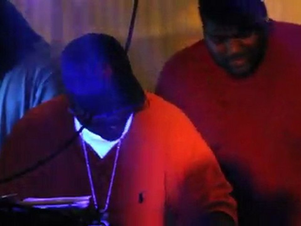 Shamarcus Dickinson "It's Yo Booty" HD Video | ...