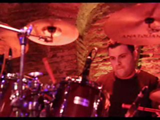 Ezginin Günlüğü = İki Aşk Arasında