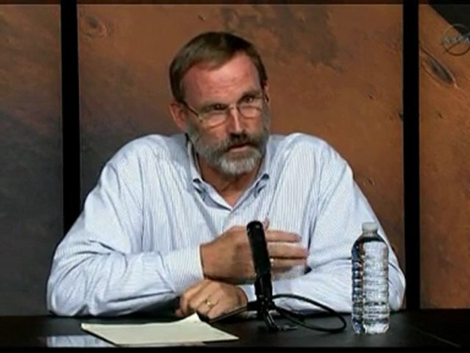 New evidence suggests liquid water on Mars