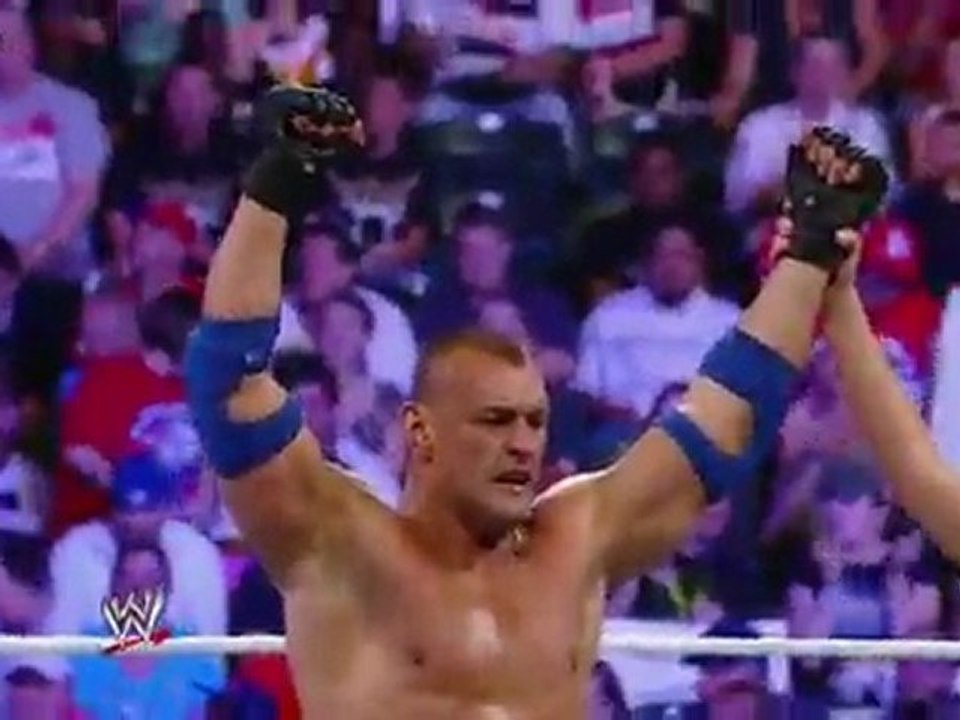 fanswrestling.com - WWE.Superstars.2011.08.04.pt2