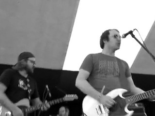 Moonlight Towers - Can't Shake This (Live)