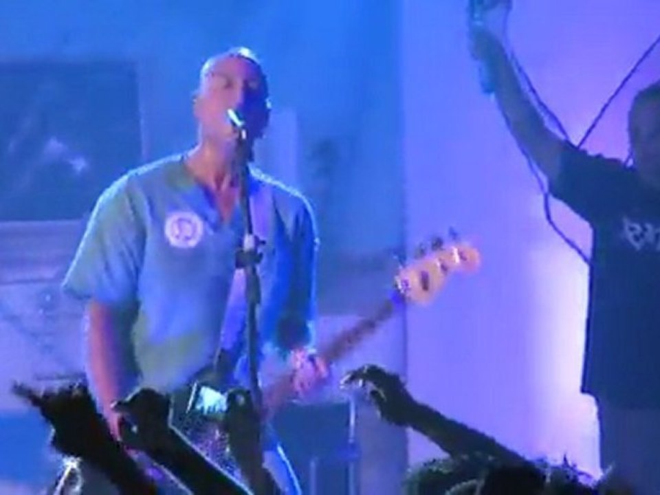 Pepper - Too Much (Live)