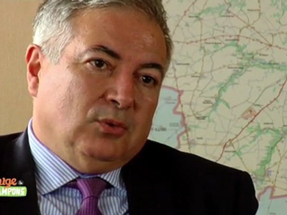 Bouge tes Crampons - Saison 3 - ITW PIERRE LAMBERT - Préfet délégué pour l'Egalité des Chances - Essone