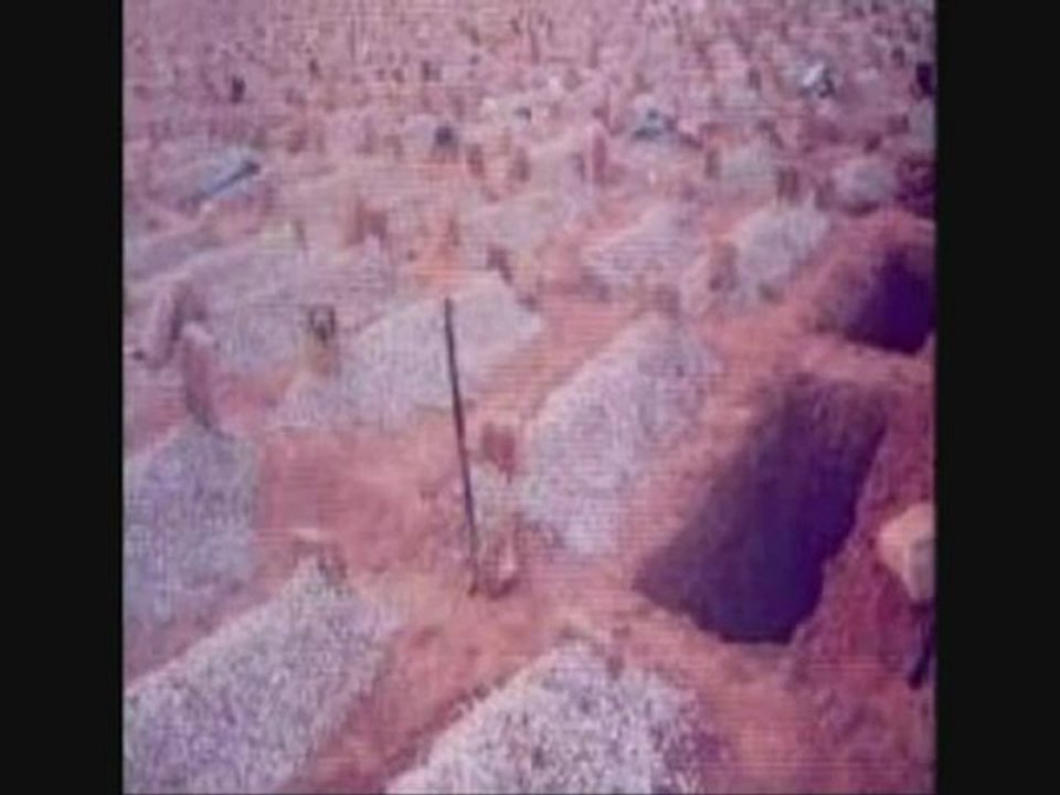 Excellent Rappel Sur La Mort Et Les Châtiments par le frère soufiane abou ayyoub  - YouTube.flv