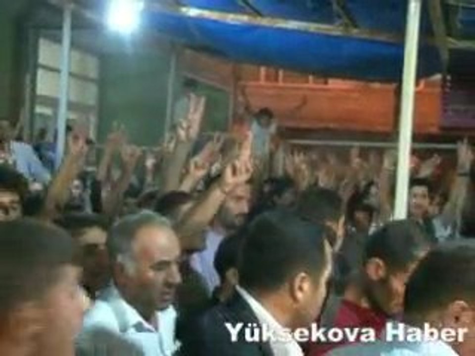 İftar sonrası Hakkari cıvıl cıvıl
