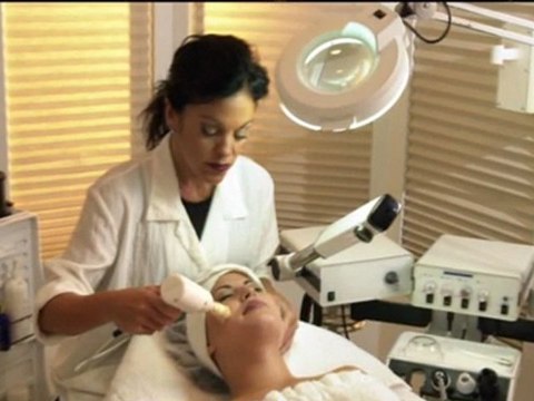 Kosmetik Düsseldorf Body & Soul Sara Nejad & Hadi Nejad