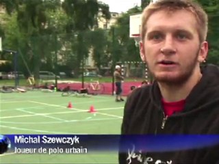 Arabic-web-Le polo urbain envahit les rues de Varsovie