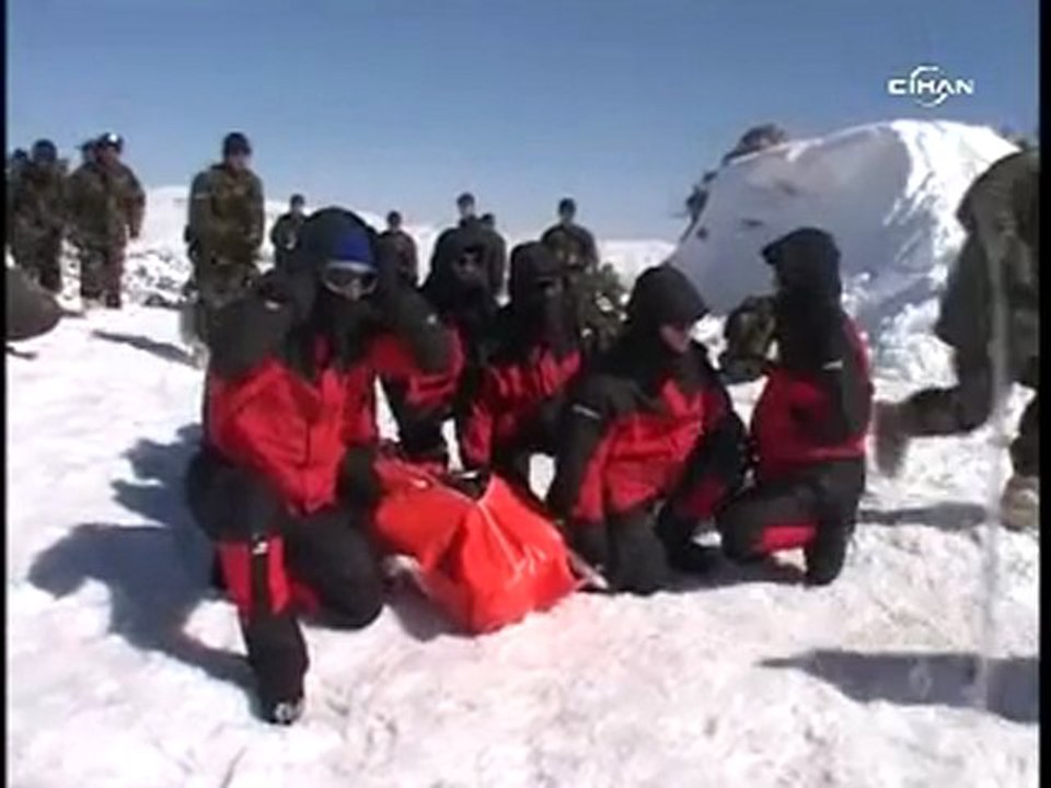 Üç gün sonra ulaşılan helikopterin düştü... - Gündem - ZAMAN