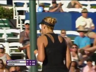 Zvonareva batte Lisicki - Carlsbad, quarti