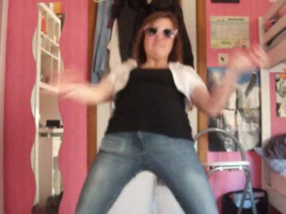 Moii et Megane video delir On est abuzeii Conne surtou Megaane !