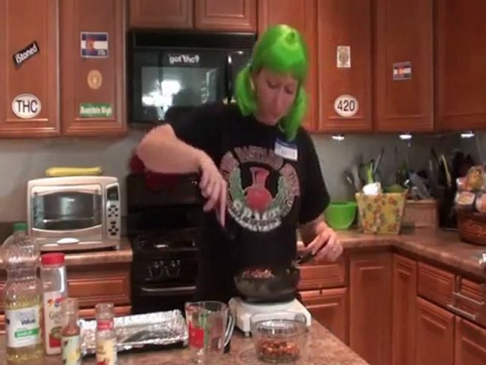 Munchie Minute Ep12 Go Nuts!