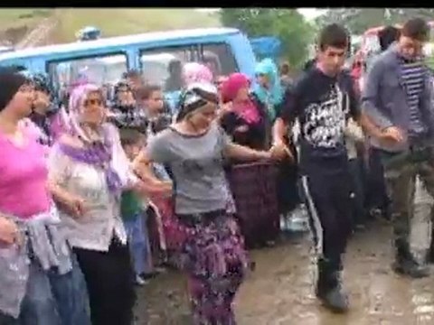 1/3-Demirkapı Köyü Soğuksu Yayla Şenliği 2011