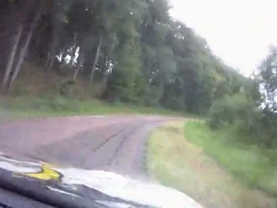 rallye national de la plaine 2011 ES4 équipage VOIRIN / ROBERT  escort cosworth