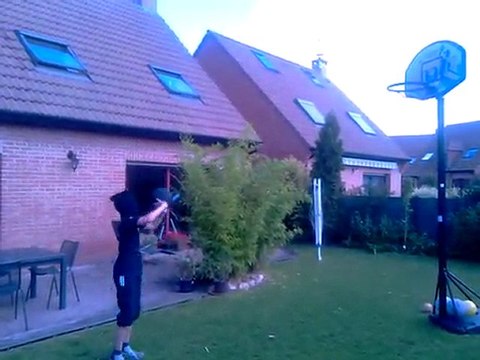 Défi BaskUp n° 6 d’Étienne : panier les yeux bandés 2