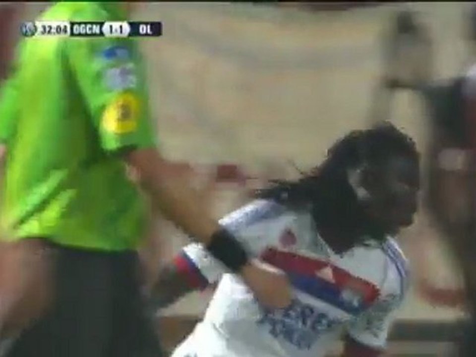 Lyon startet mit einem Sieg