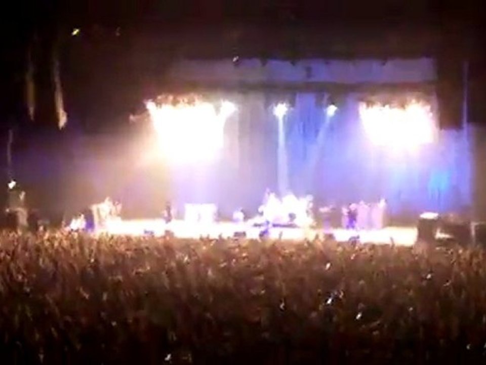 System of a Down @ Bercy - Cigaro