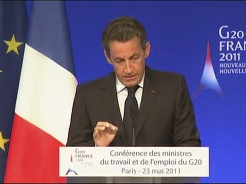 Les dirigeants du G7 et du G20 veulent à tout prix rassurer les marchés, pour que les bourses n'ouvrent pas en chute libre lundi